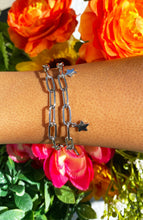 Load image into Gallery viewer, Reach For The Stars Chain Bracelet
